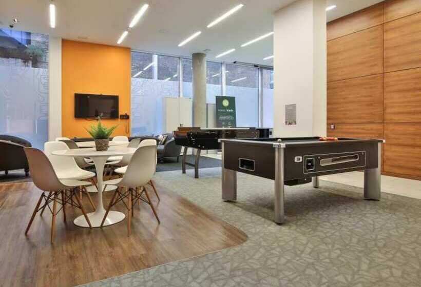 בית מלון כפרי Hashtag Bankside Campus Accommodation