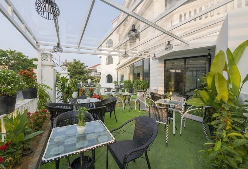 هتل Hoianation Villas