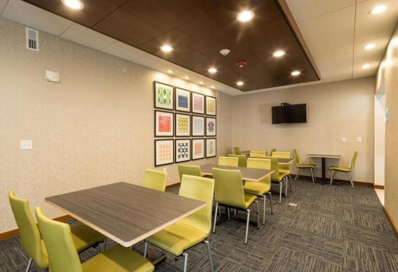 فندق Holiday Inn Express & Suites   Michigan City, An Ihg
