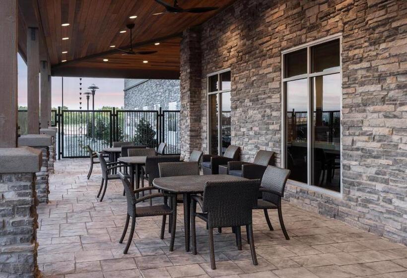 Отель Holiday Inn Express & Suites   Odessa I 20, An Ihg