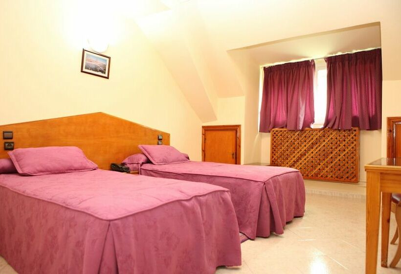 هتل Complexe Touristique Relais Ras El Maa