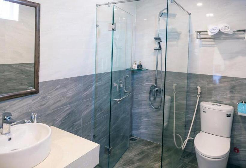 هتل Orchid Riverside Villa