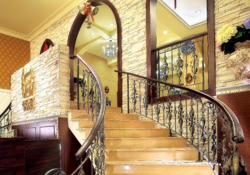 هتل Huis Ten Bosch