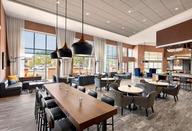 בית מלון כפרי Hyatt Place Vacaville