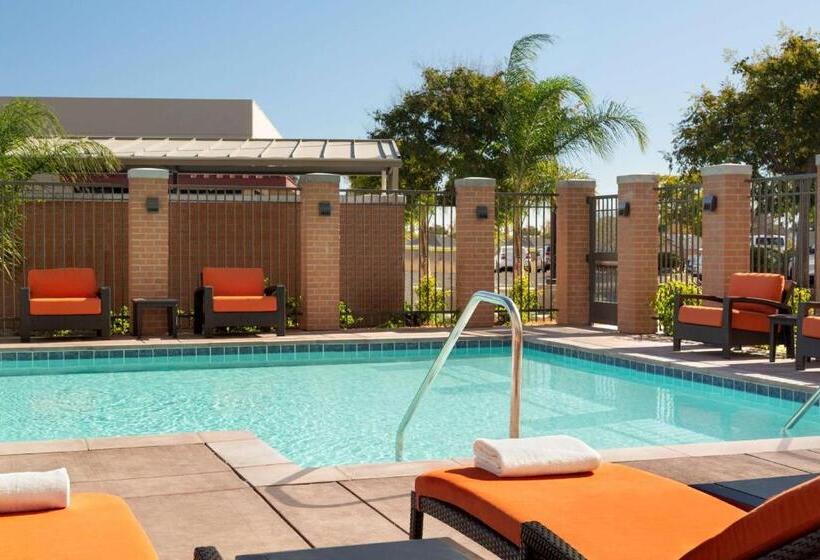 בית מלון כפרי Hyatt Place Vacaville