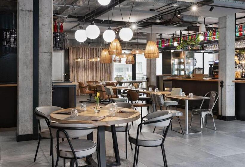 בית מלון כפרי Ibis Styles Amiens Centre