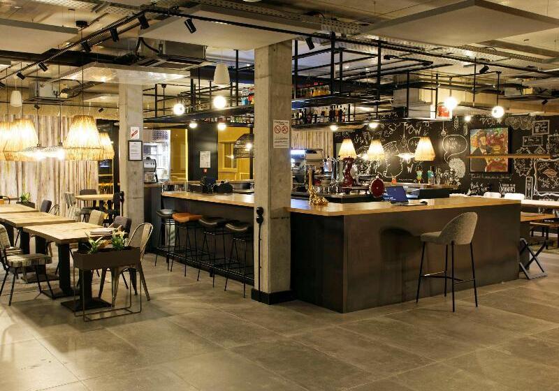 בית מלון כפרי Ibis Styles Amiens Centre