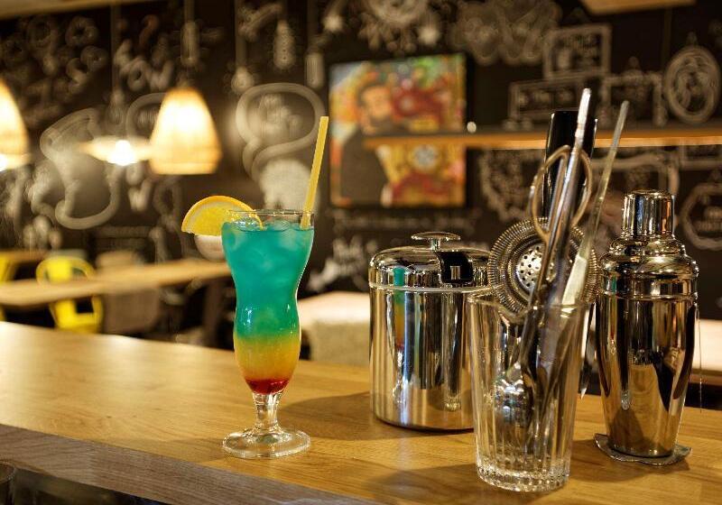 בית מלון כפרי Ibis Styles Amiens Centre