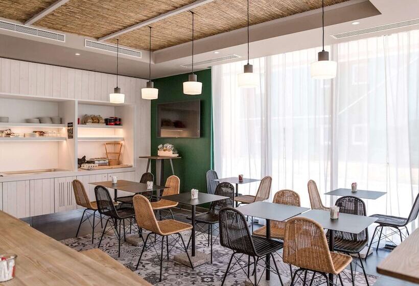 酒店 Ibis Styles Arcachon Gujanmestras