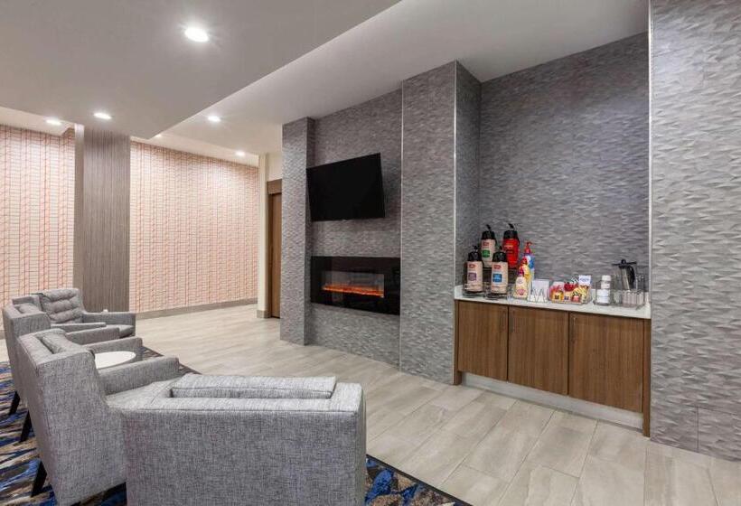 فندق La Quinta Inn & Suites By Wyndham Lafayette Oil Center