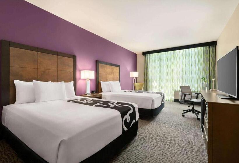 فندق La Quinta Inn & Suites By Wyndham Burlington