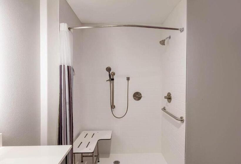 هتل La Quinta Inn & Suites By Wyndham Lafayette Oil Center