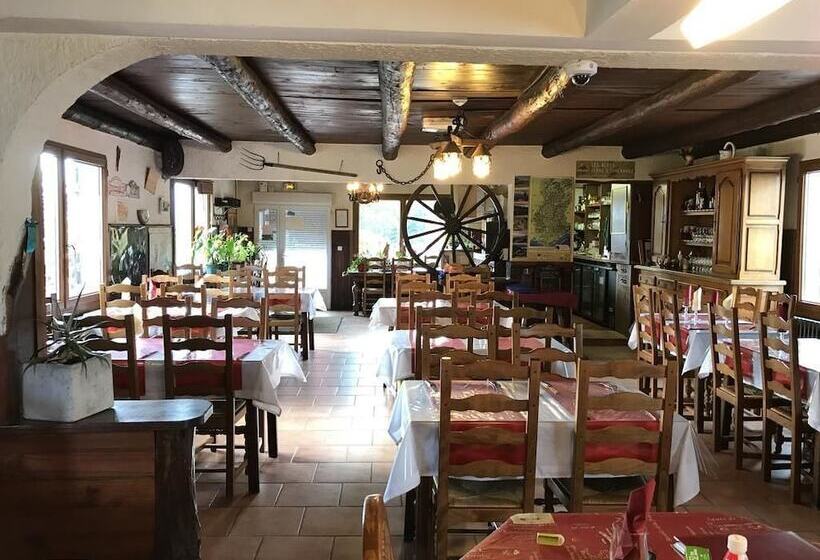 בית מלון כפרי Restaurant Le Ranch De Turini