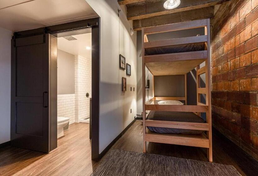 هتل Moxy Nashville Downtown