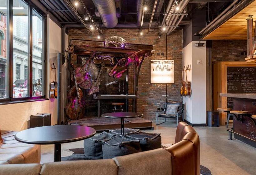 هتل Moxy Nashville Downtown