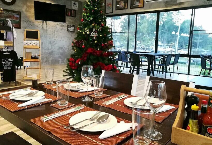 Отель Muang Loei Airport