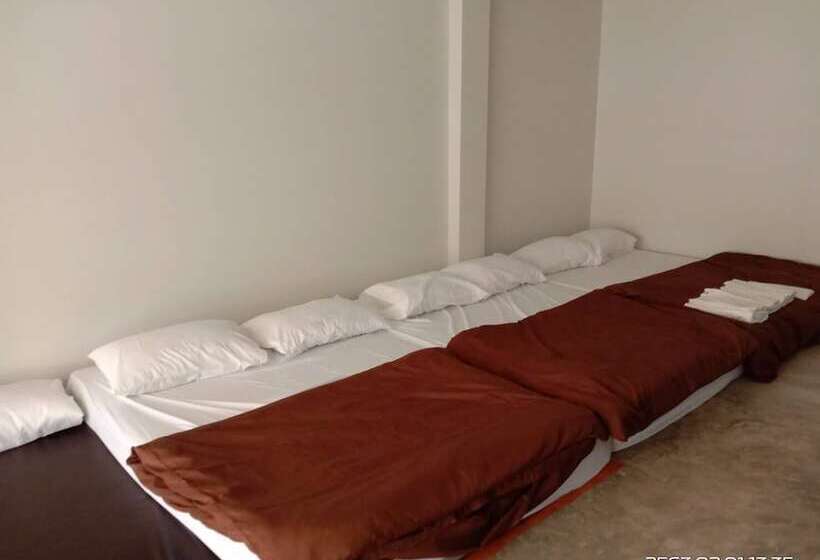 호텔 Oyster Resort