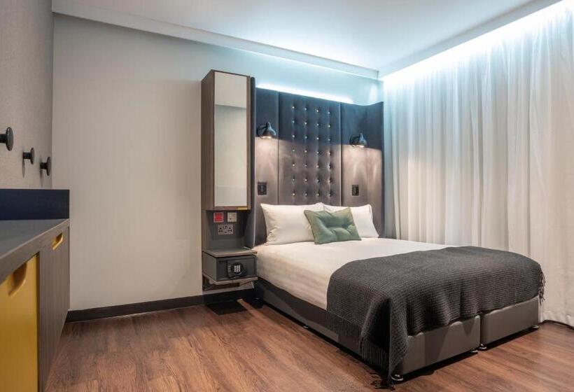 فندق Point A Kensington Olympia