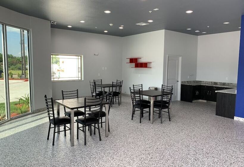 호텔 Scottish Inns And Suites Scarsdale