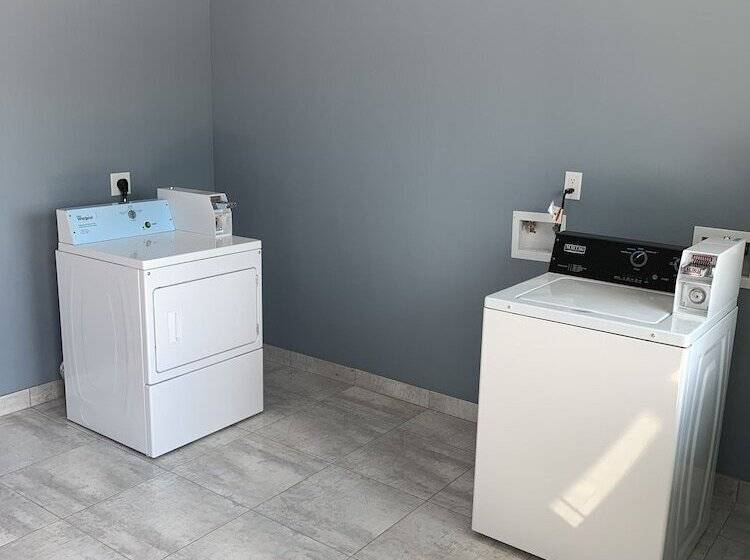 호텔 Scottish Inns And Suites Scarsdale