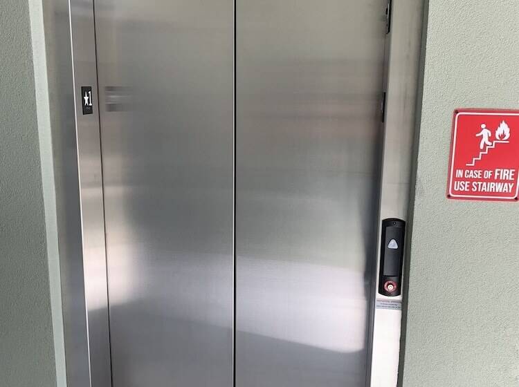 호텔 Scottish Inns And Suites Scarsdale