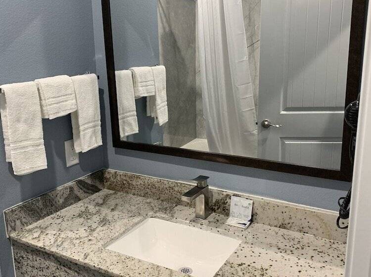 هتل Scottish Inns And Suites Scarsdale