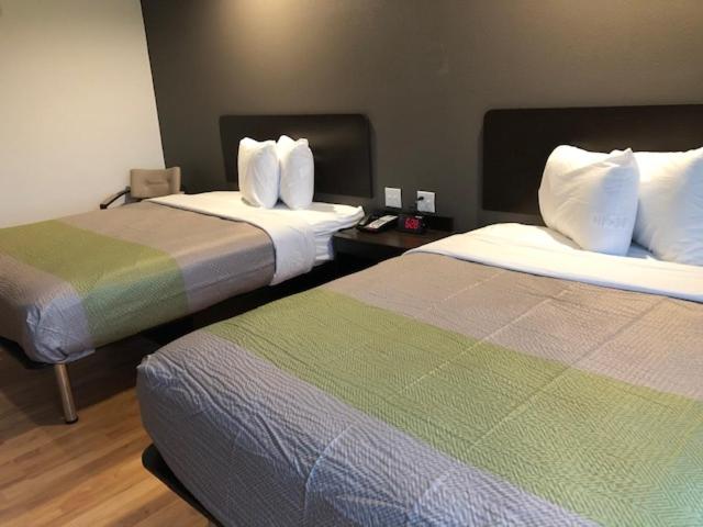 هتل Studio 6 Lake Charles