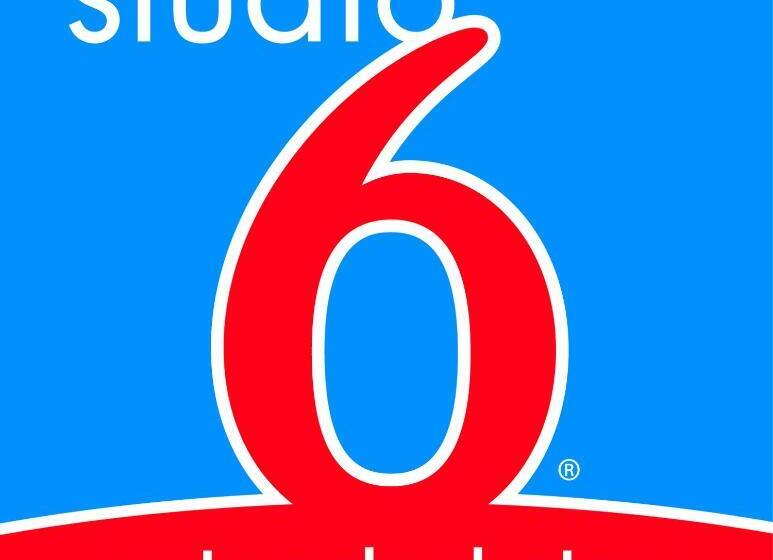 هتل Studio 6 Lake Charles