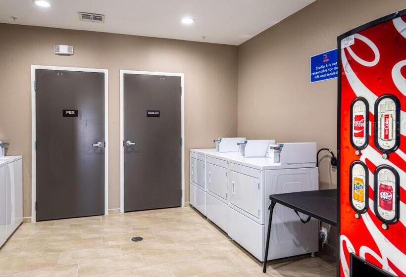 هتل Studio 6 Lake Charles