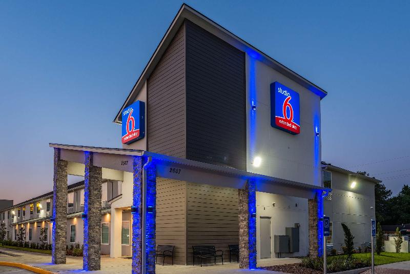 هتل Studio 6 Lake Charles