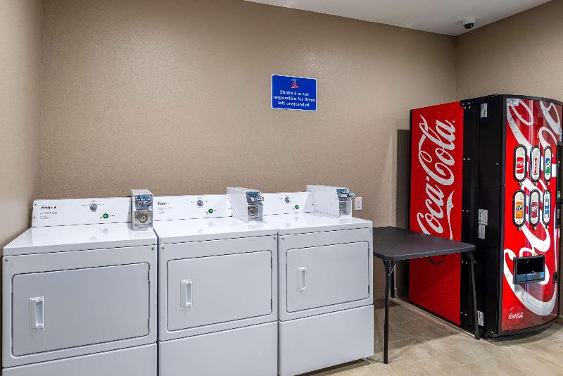 هتل Studio 6 Lake Charles