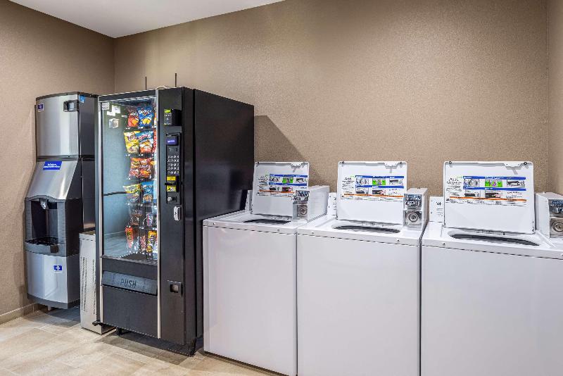 هتل Studio 6 Lake Charles