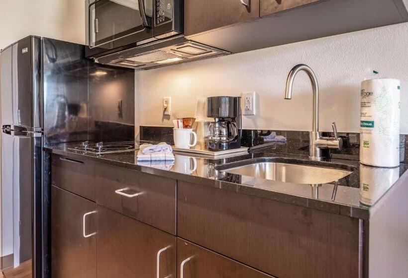 هتل Studio 6 Lake Charles