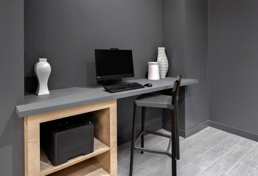 فندق Towneplace Suites By Marriott Loveland Fort Collins