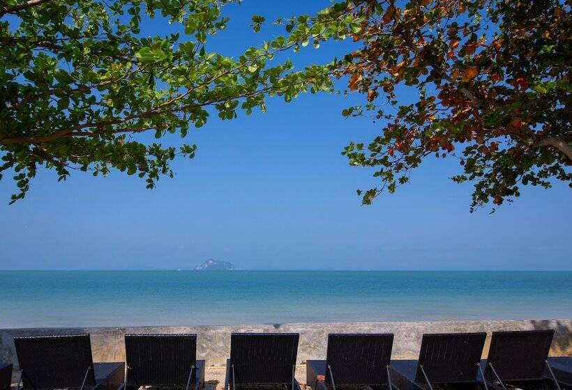 בית מלון כפרי Venice Sea View Resort