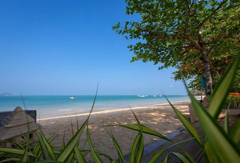 בית מלון כפרי Venice Sea View Resort