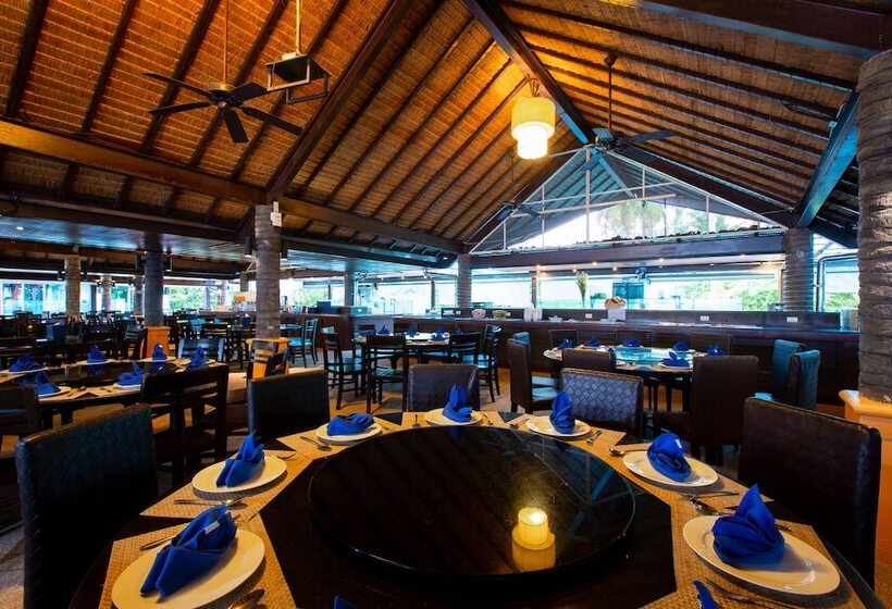 בית מלון כפרי Venice Sea View Resort