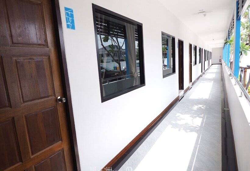 酒店 Waritthon Residence