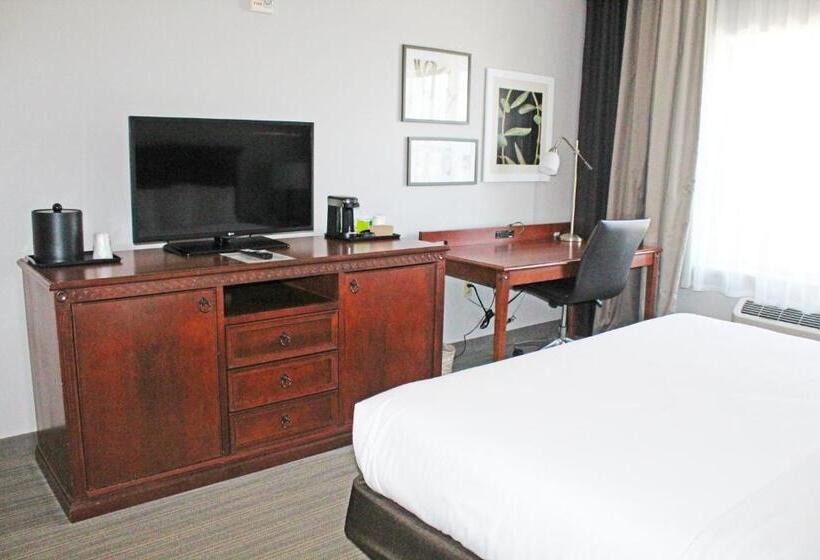 Independence Stay Hotel & Suites
