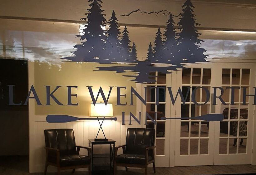 Lake Wentworth Inn