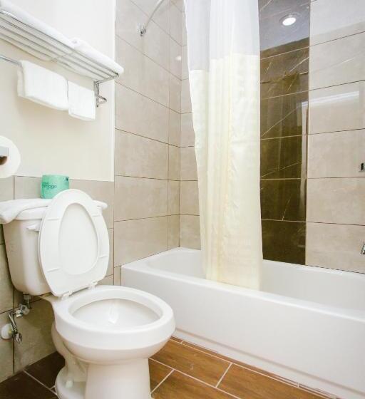 Мотель Scottish Inn & Suites