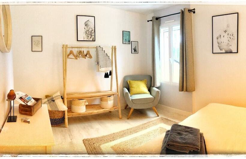 ペンション Au Clair Des Landes