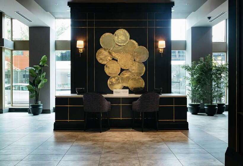 The Axis Moline Hotel, Tapestry Collection By Hilton