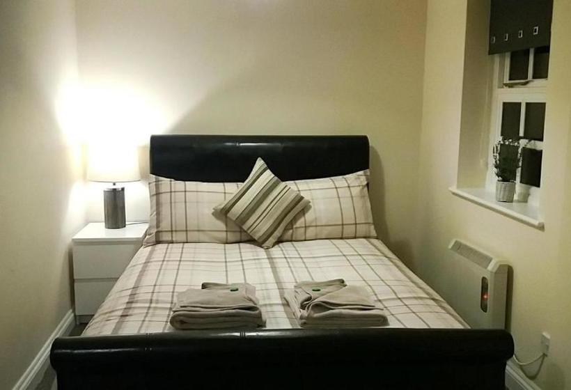 The Mermaid Inn Ellington