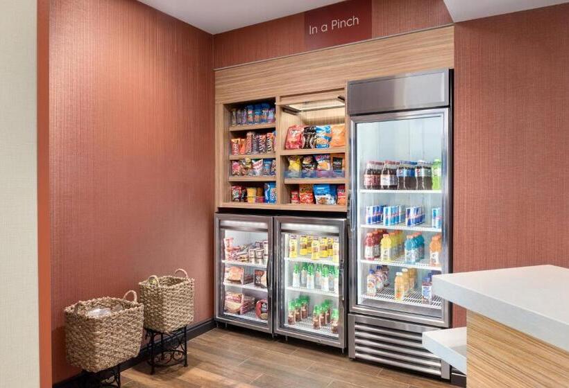 Towneplace Suites By Marriott Janesville