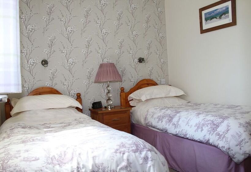 Whitecroft Bed And Breakfast