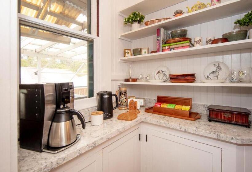 ベッドアンドブレックファースト Aloha Junction Guest House   5 Min From Hawaii Volcanoes National Park