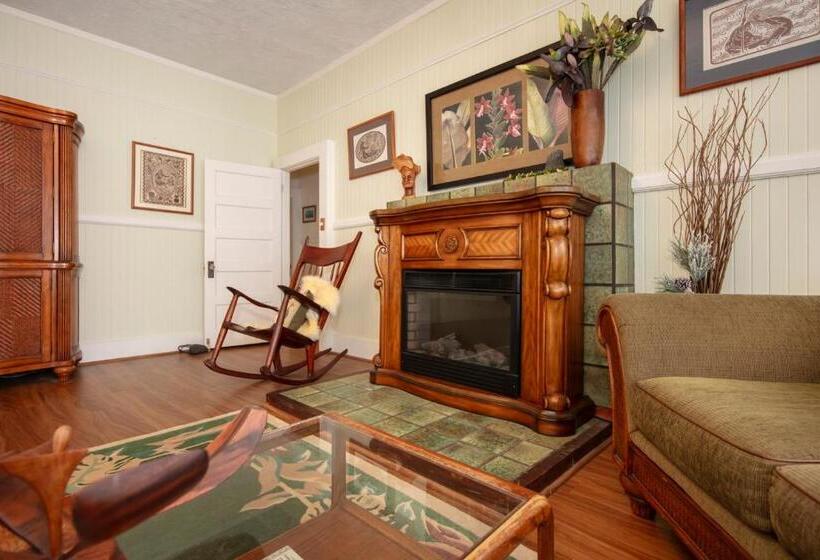 ベッドアンドブレックファースト Aloha Junction Guest House   5 Min From Hawaii Volcanoes National Park