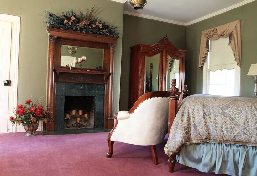 مبيت وإفطار Bybee's Historic Inn