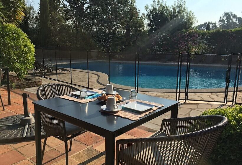 צימר Chateau Maravenne